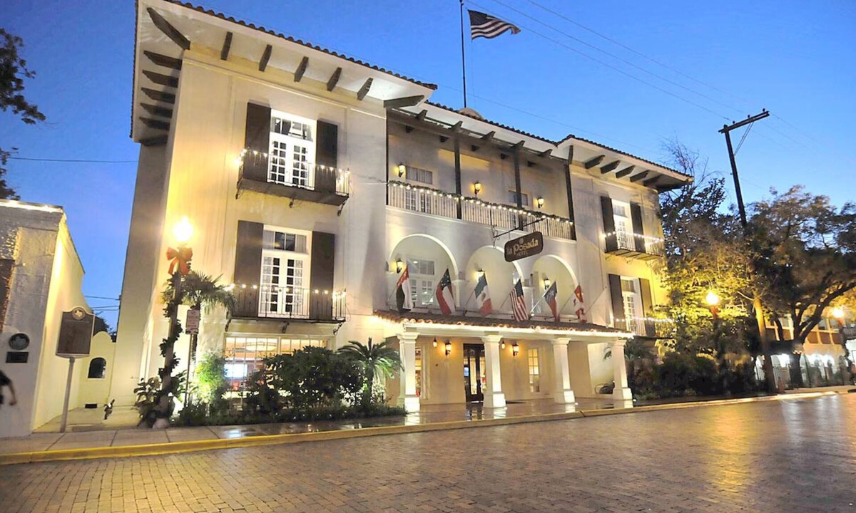 Western Division Hotel | 3 Riverside Suite Steps from Two Pools, Hot Tub, Grill & Bar