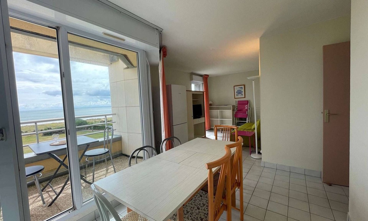 Saint-Jean-de-Monts Apartment | 3-room apartment with pool and parking in Saint-Jean-de-Monts