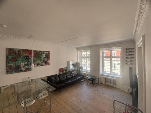 Norrebro Apartment | 3-Room Luxury Nørrebro Artist Apartment