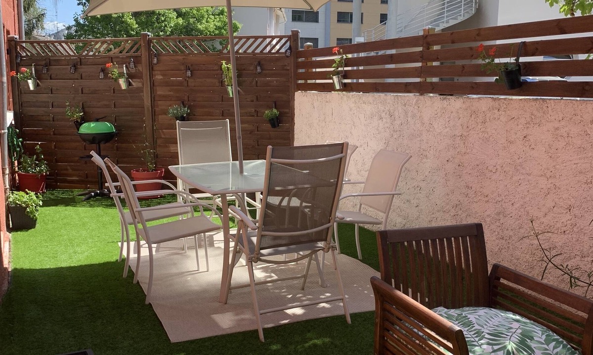 Bagneres-de-Bigorre Apartment | 3 rooms and private courtyard 5 minutes from the thermal baths and La Mongie Pic Du Midi shuttle service