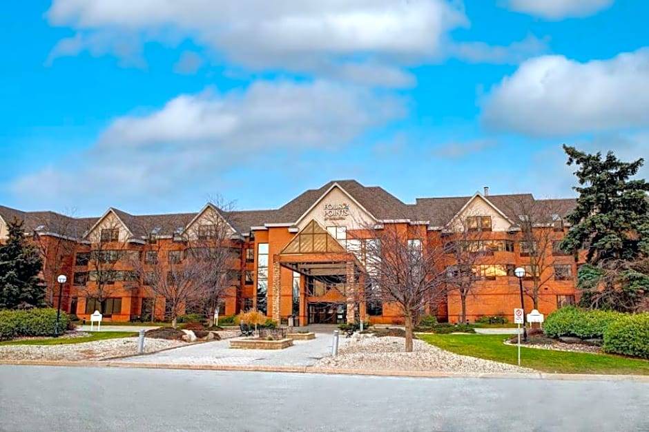 Thorold Hotel | 3-Star Hotel ∙ Four Points by Sheraton St. Catharines Niagara Suites