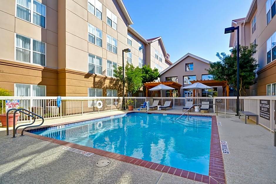 Vance Jackson Hotel | 3-Star Hotel ∙ Homewood Suites by Hilton San Antonio Northwest