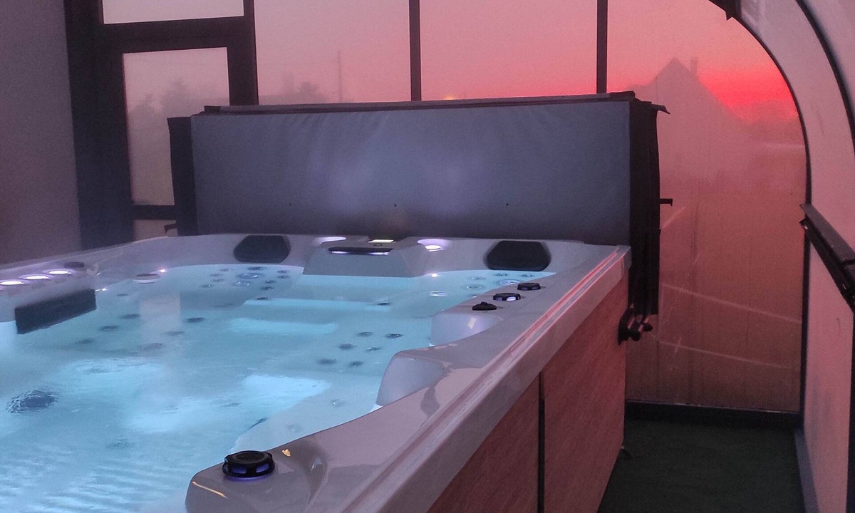 Villemarechal House | 3-star house with private jacuzzi available 24/24