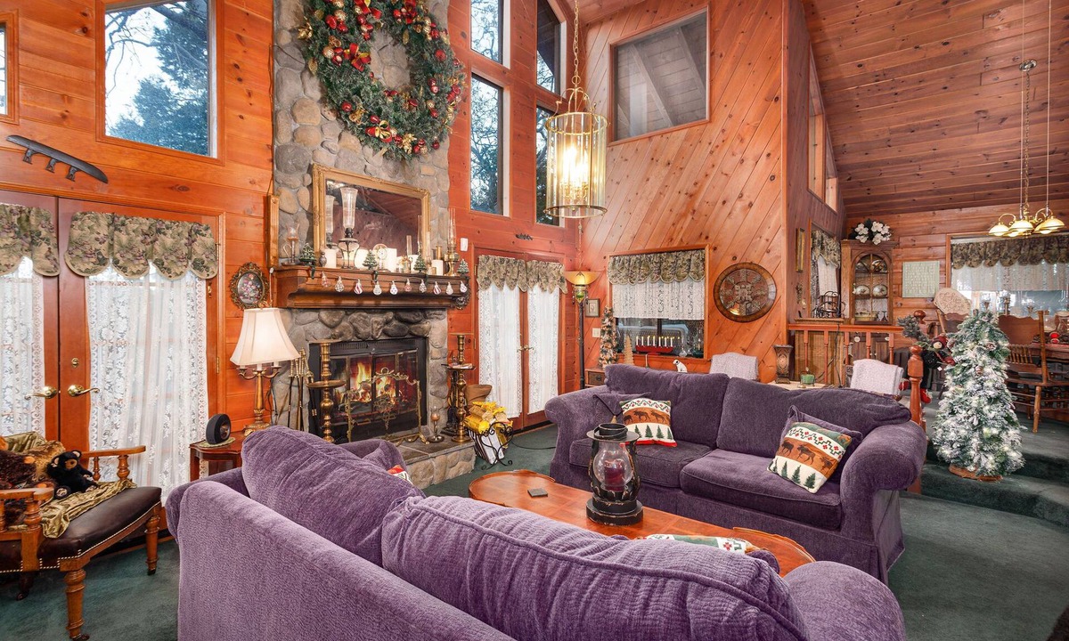 Crestline Cabin | 3-story near Big Beark, Lake Arrowhead