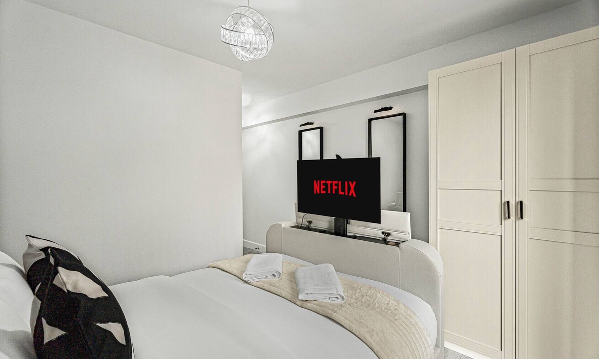 Lansbury Apartment | 3 Sturry Street Apts