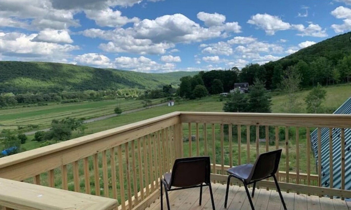 Beaver Dams House | 3 Valley View Barn Top Floor