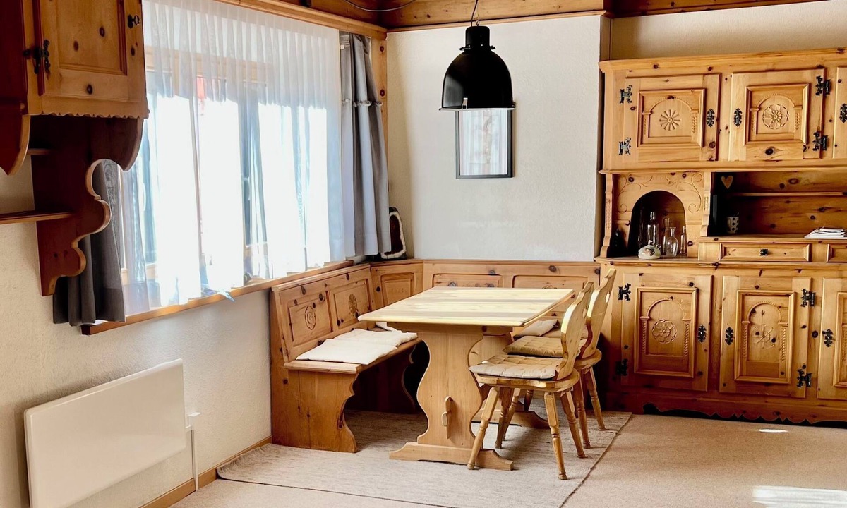 Sent Apartment | 3-Zimmerwohnung Chasa d'Uina, (Sent). by Interhome