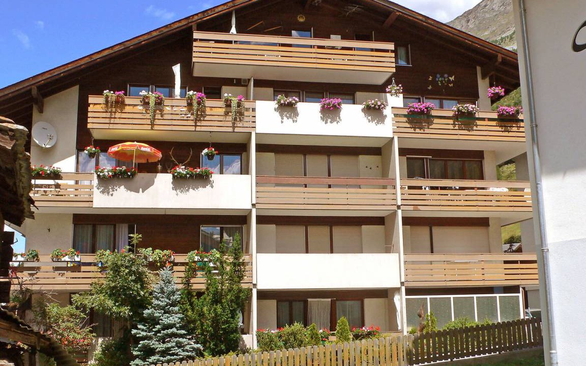 Taesch Apartment | 30 m² Apartment ∙ 1 bedroom ∙ 2 guests