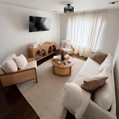 Harrison Apartment | 30 min from NYC luxury and chic 3 bedroom