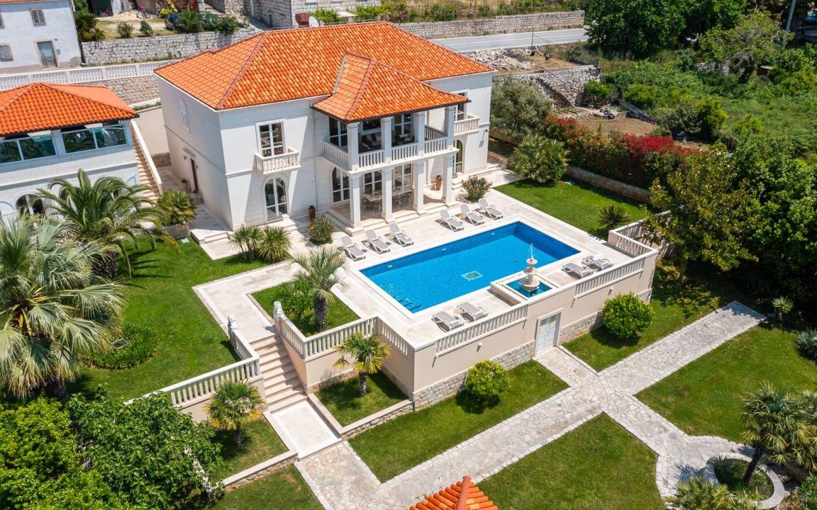 Trsteno Villa | 300 m² Villa ∙ 6 bedrooms ∙ 12 guests