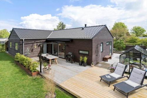 Ajstrup House | 30015-Malling-Morbaervaenget-13