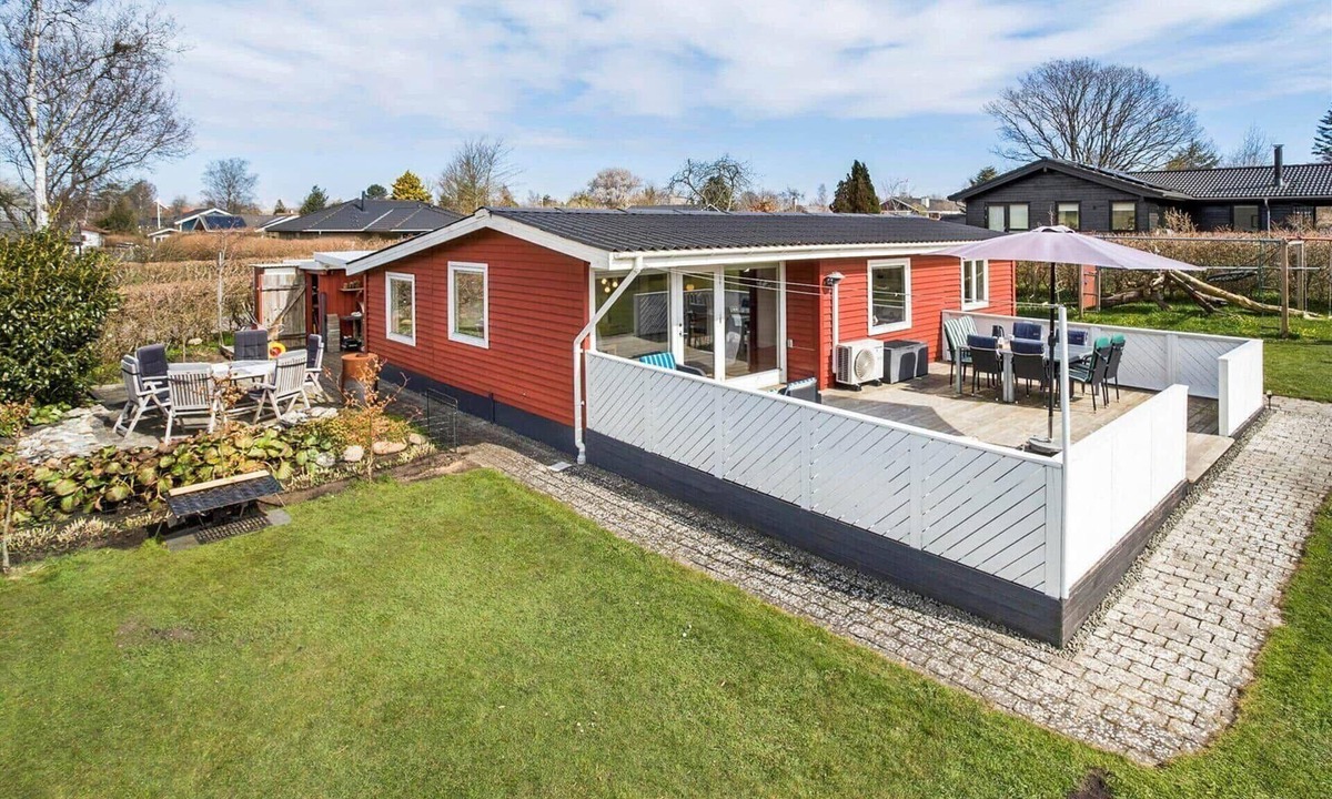 Ajstrup House | 30058 Malling - Rønnevænget 23