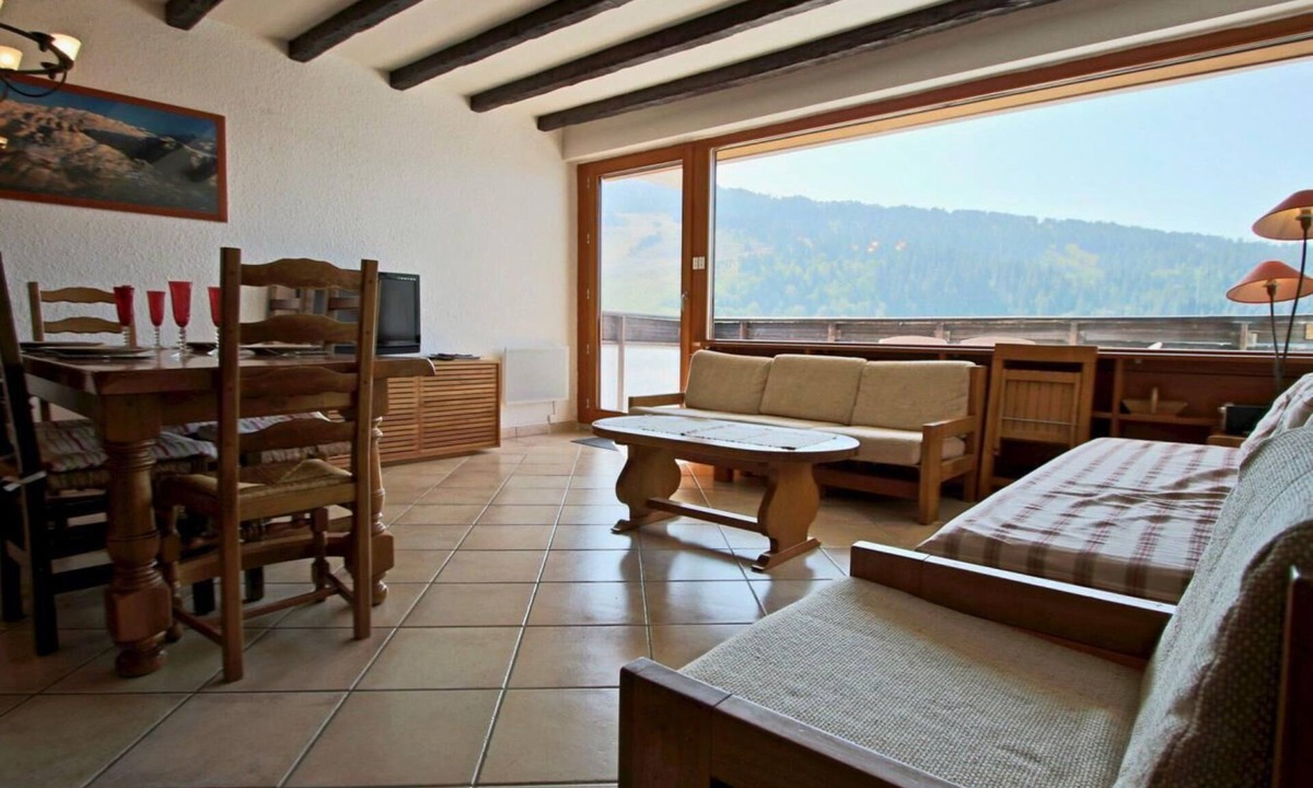 Chamrousse Apartment | 300m from resort center, 4th floor, balcony, tv, 55m², Chamrousse