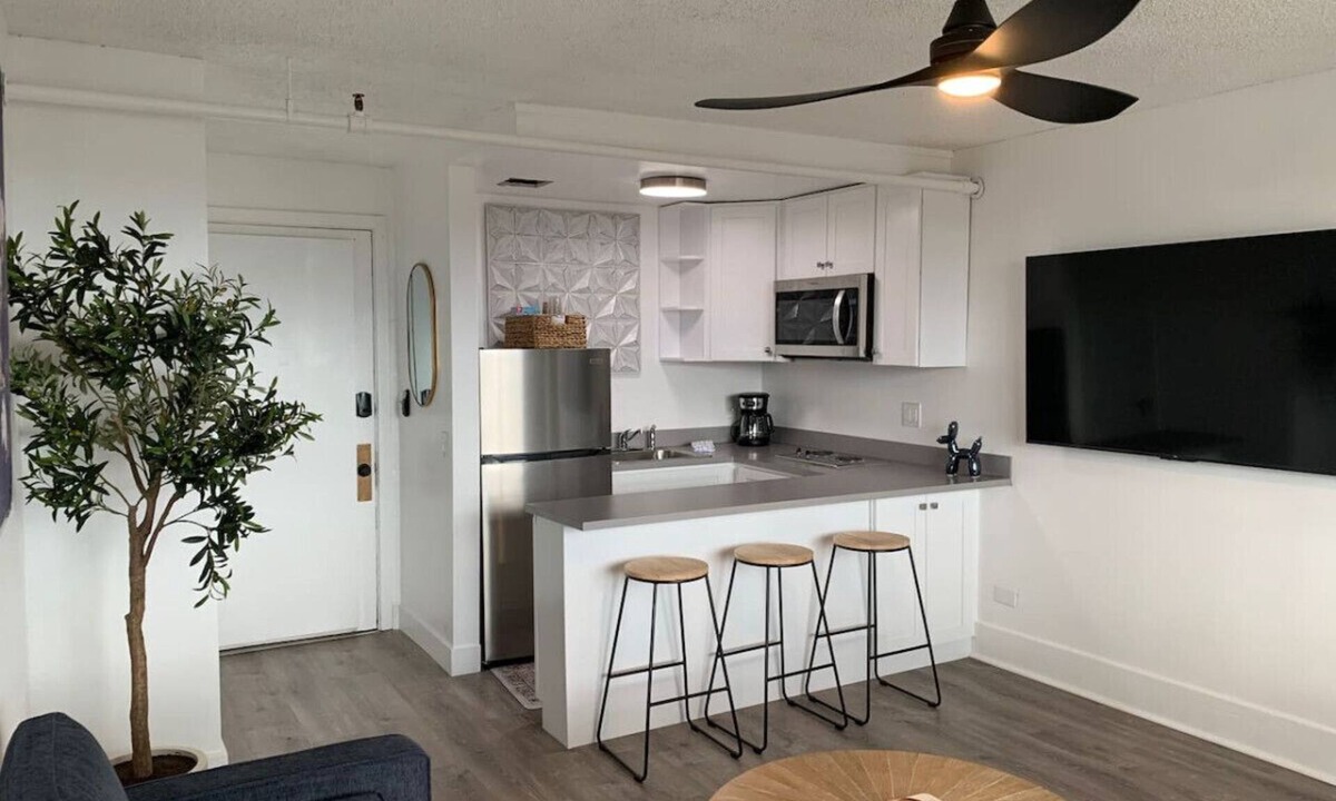 Downtown Klamath Falls Apartment | 304 Retro Haven in 1930’s Gem