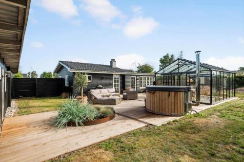 Saksild Strand House | 30466-Odder-Skovduevej-5