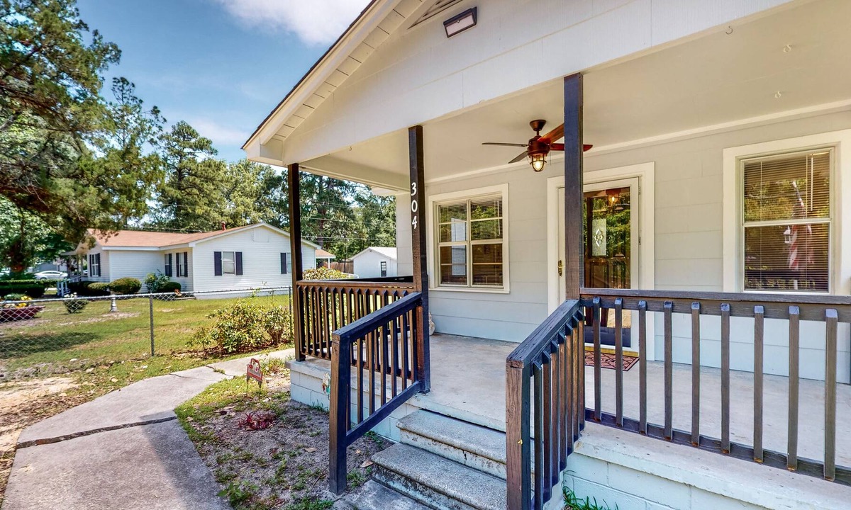 Bloomingdale House | 304SCYPR: 3 BR, 2 BA House in Bloomingdale, Sleeps 3