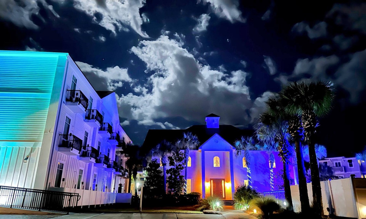 Dune Allen Beach Hotel | 30A Inn & Suites