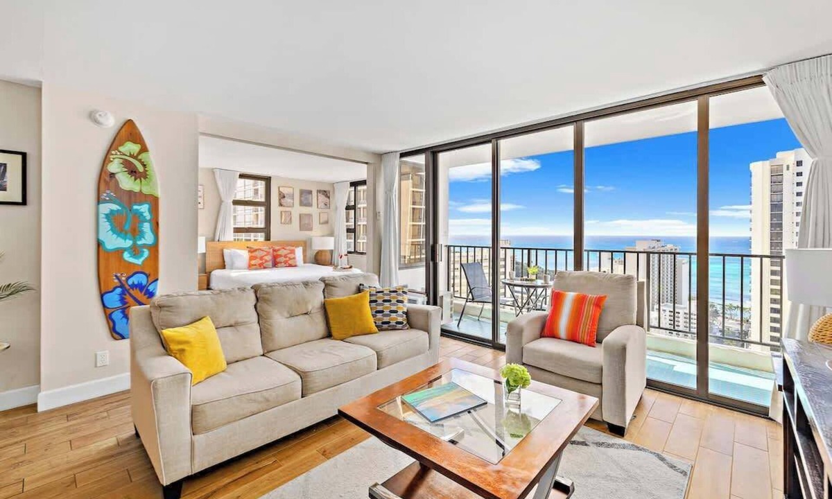Waikiki Condo | 30FL Great Ocean Views w/Lanai, King bed, Parking