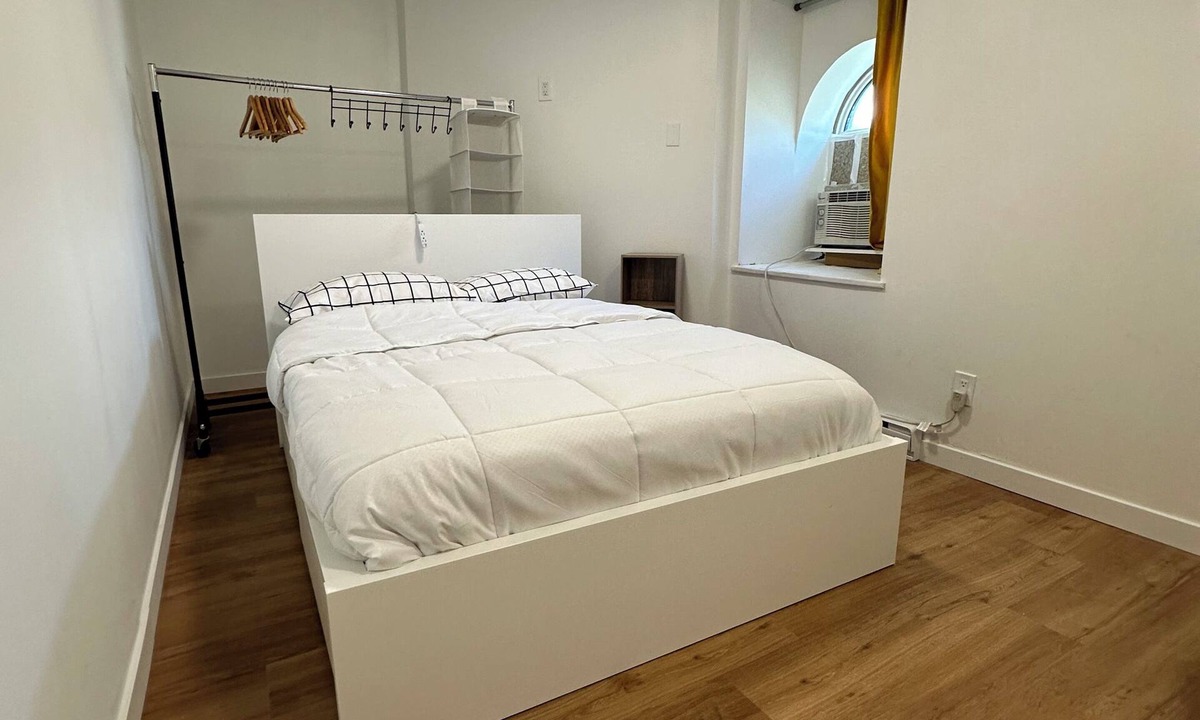 Latin Quarter Apartment | 31 Nights or more - 3 bedroom apartment in downtown Montréal with terrace