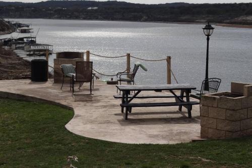 Highland Lake Estates House | 3107 The Island