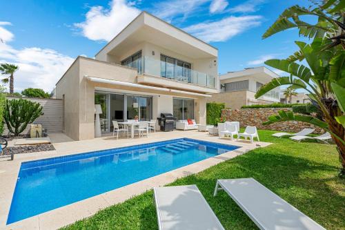 Lo Rufete Villa | 3110 Villa Malibu