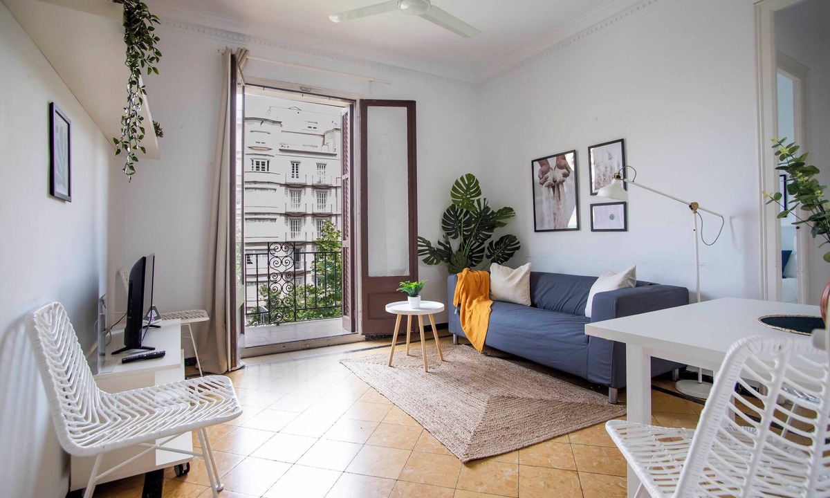 El Poble-sec Apartment | 31ABPAR1110 - Three Bedroom Apartment, Sleeps 4