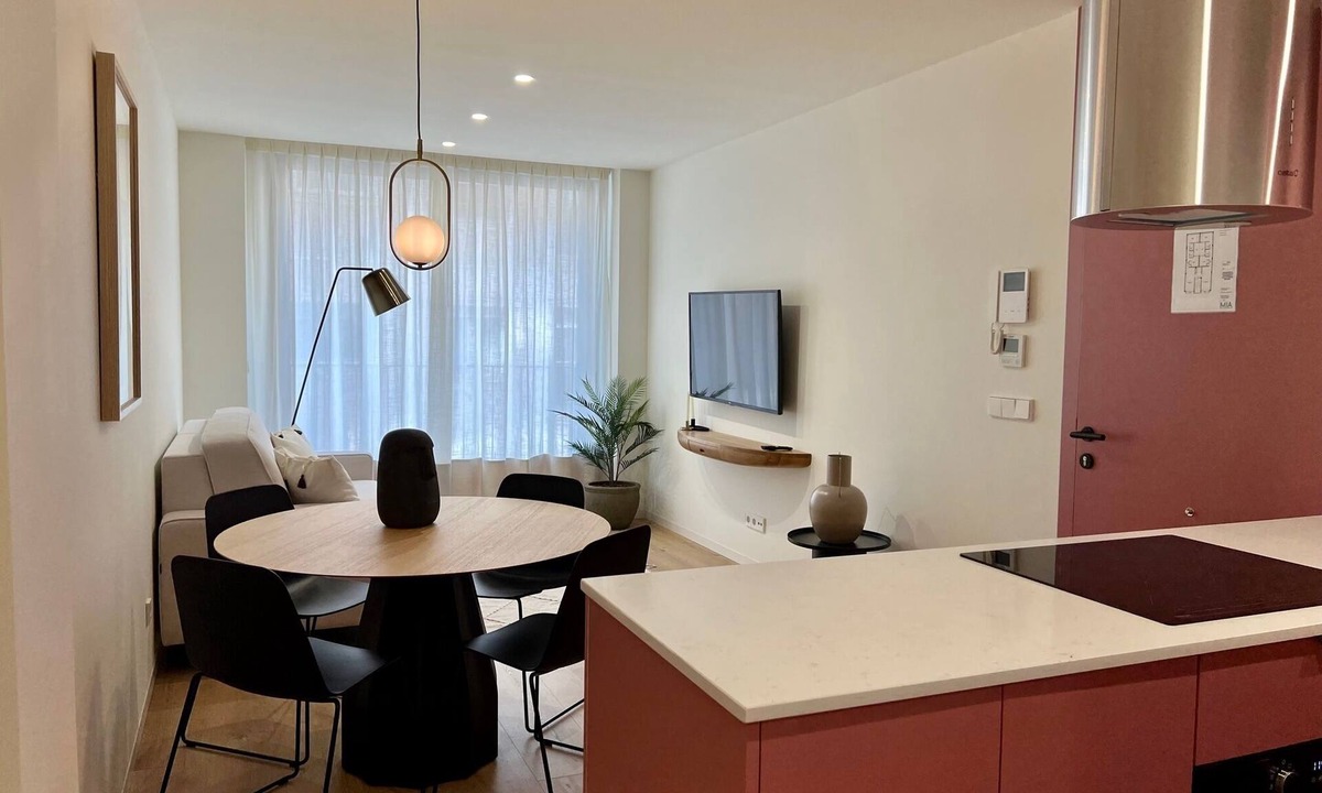 Ensanche Diputacion Apartment | 32 Reyes Catolicos Premium Homes - Deluxe Home
