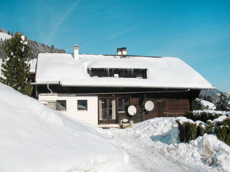 Champery House | 320 m² House ∙ 13 bedrooms ∙ 32 guests