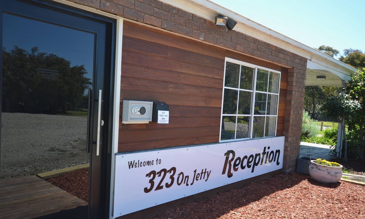 Drysdale Hotel | 323 On Jetty