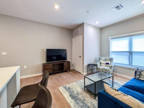 Dunellen Apartment | 328 Modern 2BR Apt