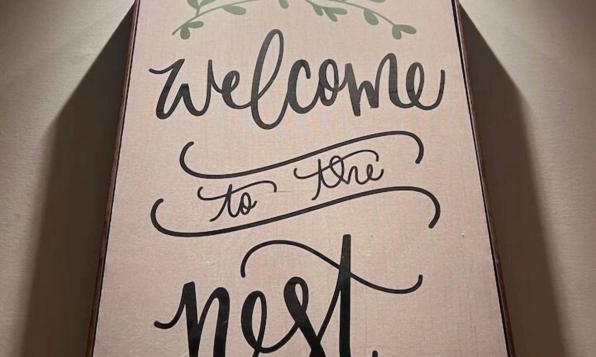 Adolphustown House | 33 Vines Winery & Vineyard