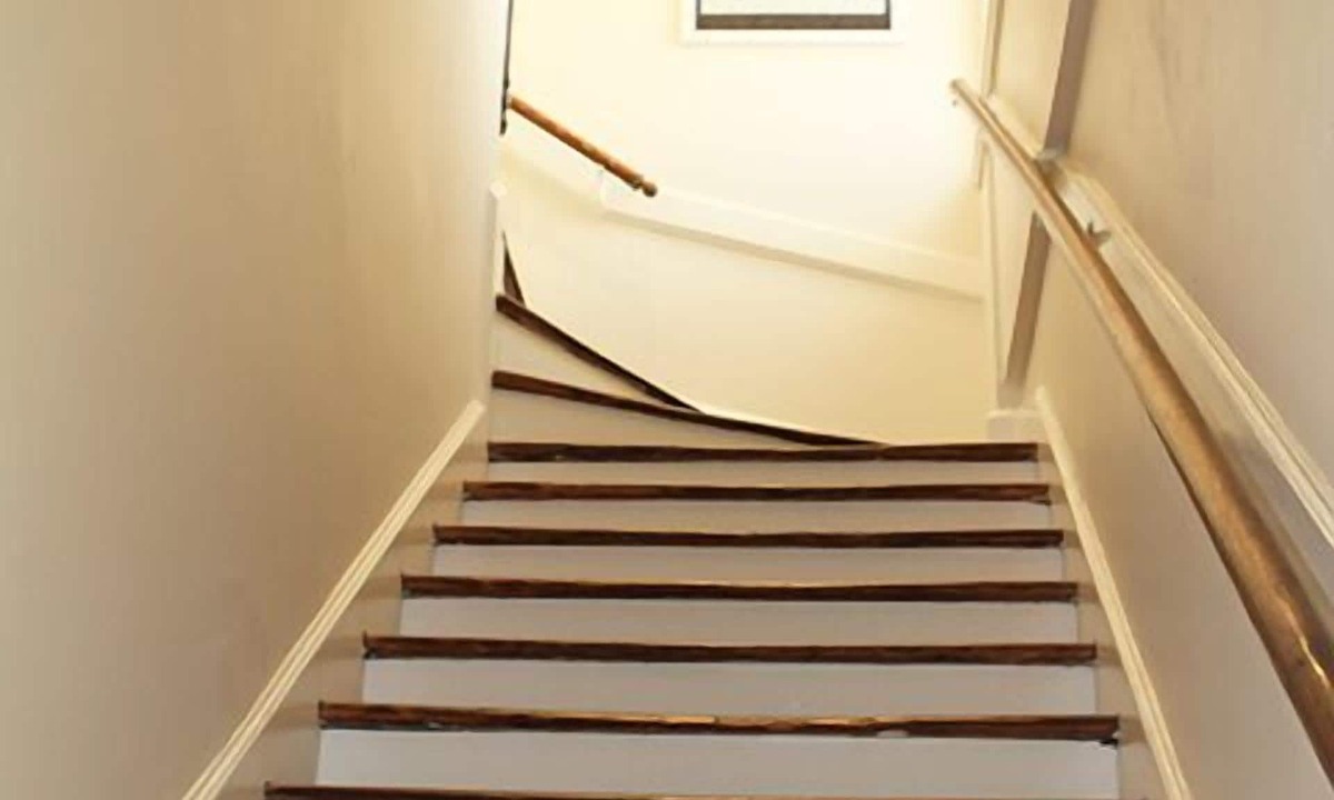 Medical District Apartment | 3300 SF 4BR/3Bth Pet-Friendly Loft 2 blks from Sun Studio has HUGE Rooftop Deck