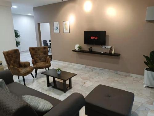 Larut House | 336 Guest House