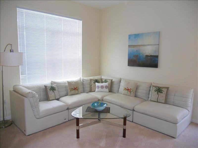 Marbella House | 34 Cadiz House