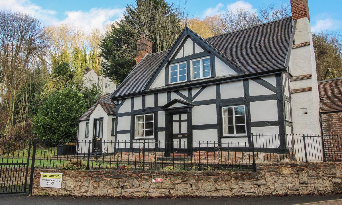 Ironbridge Cottage | 34 The Wharfage