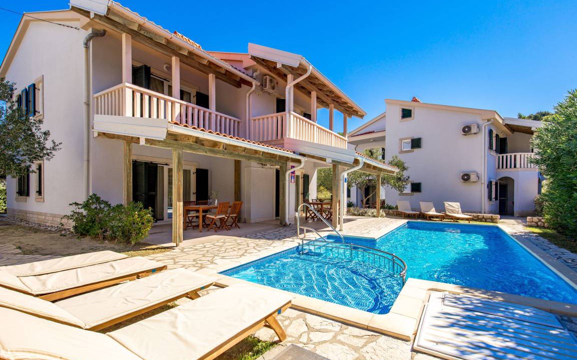 Rab Apartment | 35 m² Apartment ∙ 1 bedroom ∙ 4 guests