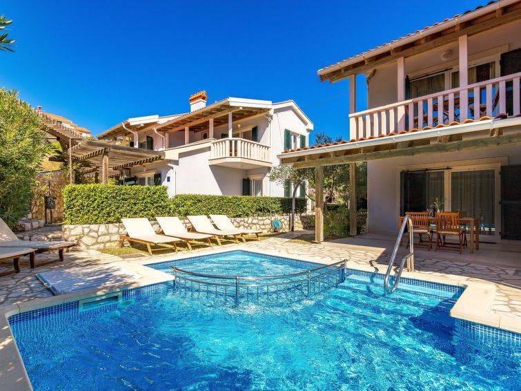 Rab Apartment | 35 m² Apartment ∙ 1 bedroom ∙ 4 guests