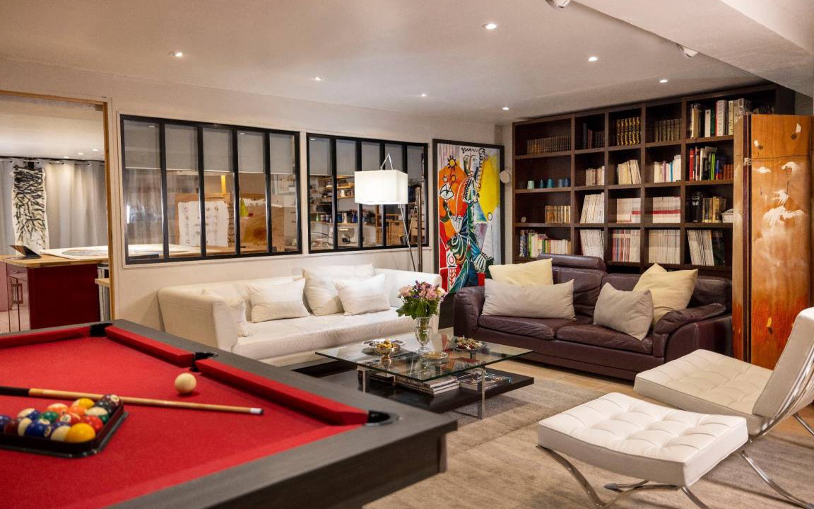 Quartier du Petit-Montrouge Bed & Breakfast | 350 m² Bed and breakfast ∙ 7 bedrooms ∙ 25 guests