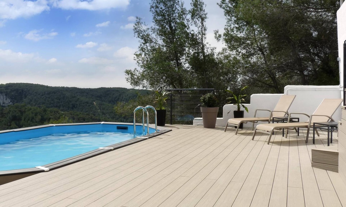 Sant Pere de Ribes Villa | 35min getaway from Barcelona, private pool and BBQ