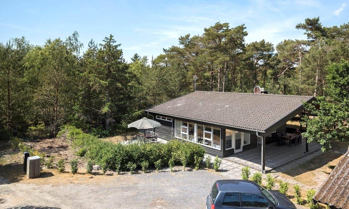 Bedegaard House | 3602 Nexø - Turistvej 45 A