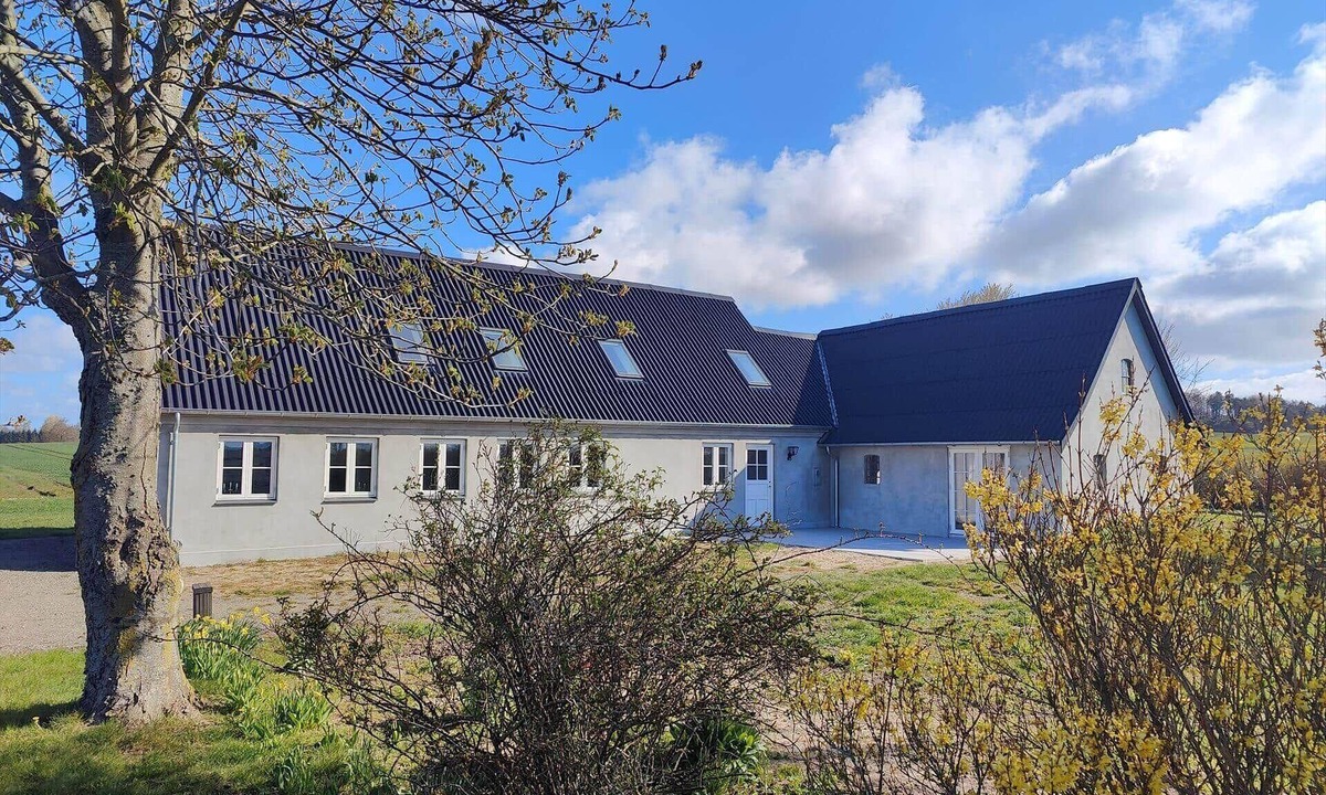 Pedersker House | 3697 Aakirkeby - Sandvejen 3
