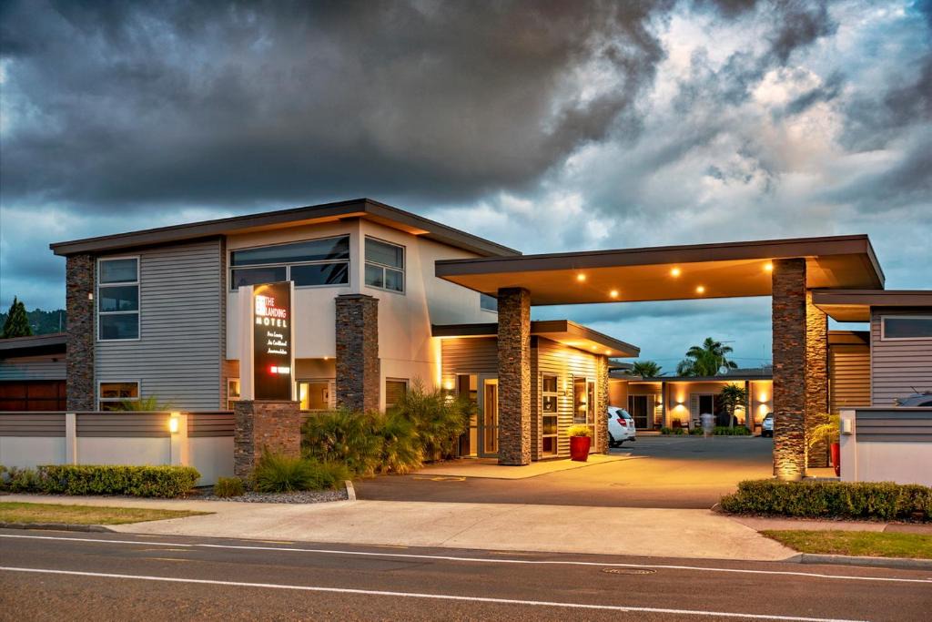 Whakatane Hotel | 37 The Landing Motel