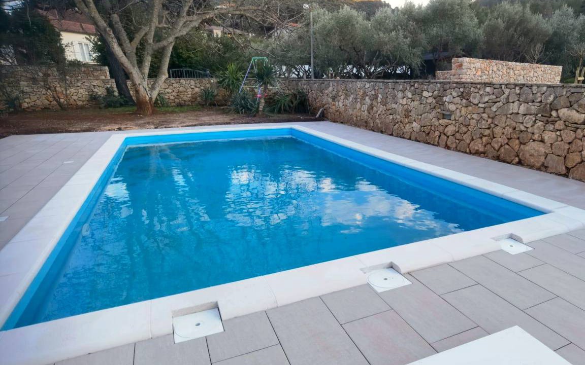 Stari Grad Apartment | 38 m² Apartment ∙ 2 bedrooms ∙ 3 guests