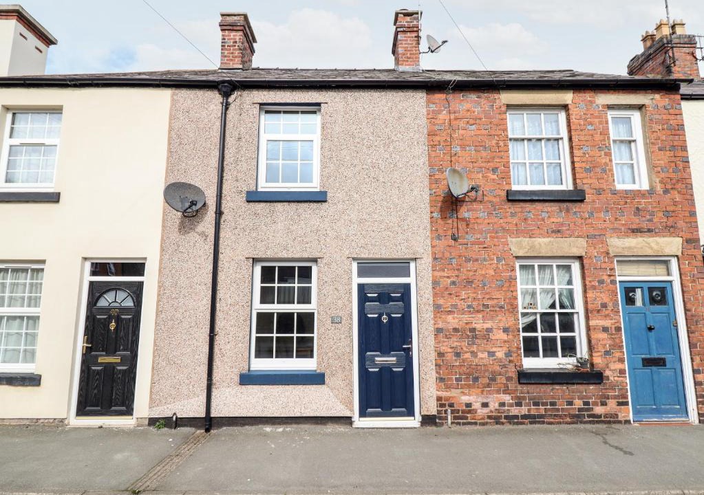 Llangollen House | 38 Market Street