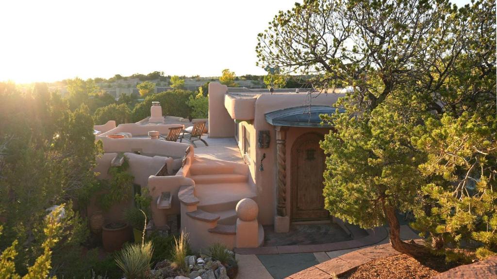 Vista Encantada House | 384 Calle Loma Norte