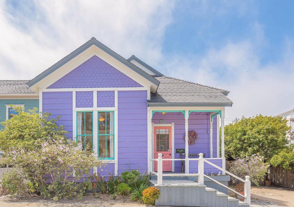 Pacific Grove House | 3893 Sweet Seventeenth home