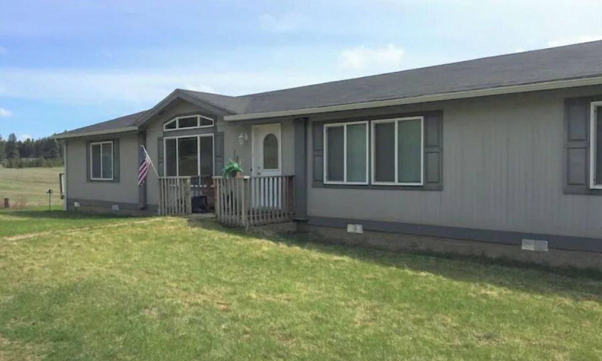 Goldendale House | 3B2B in Goldendale