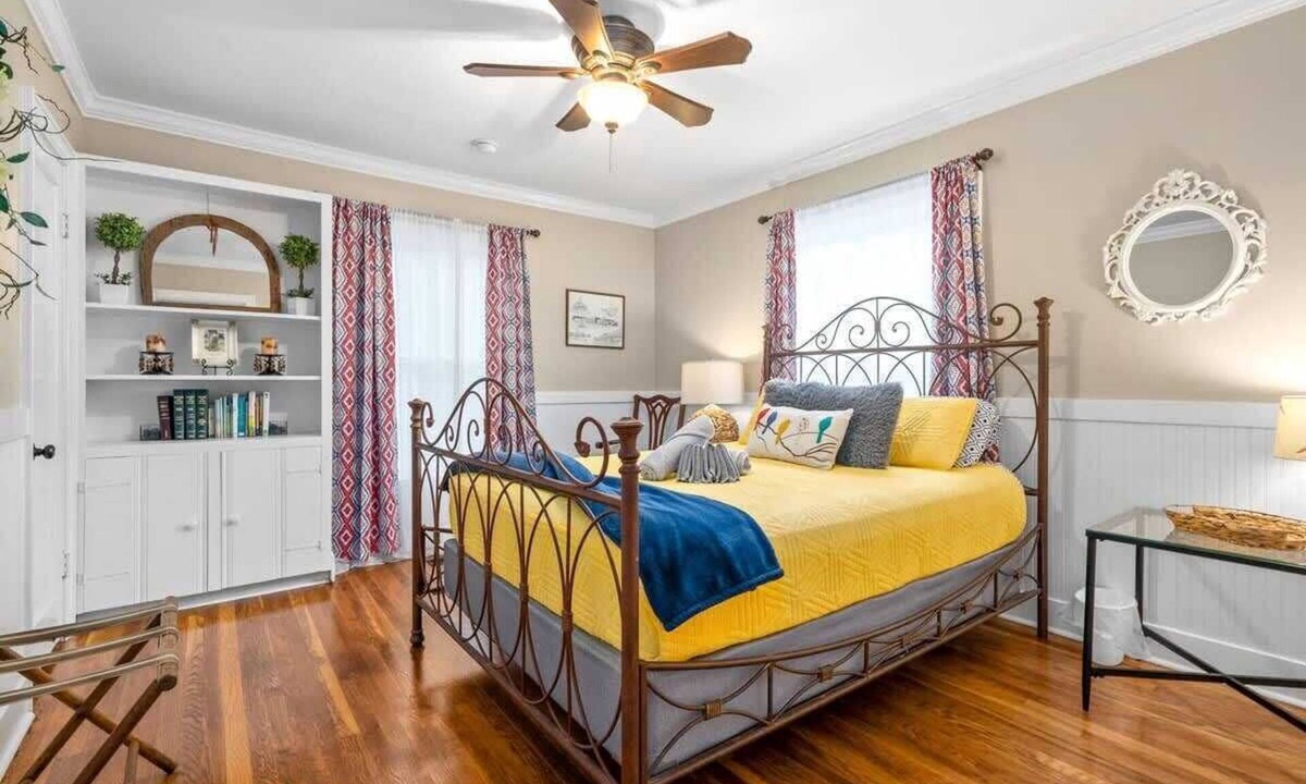 Springfield House | 3BD 102 Madison Ter