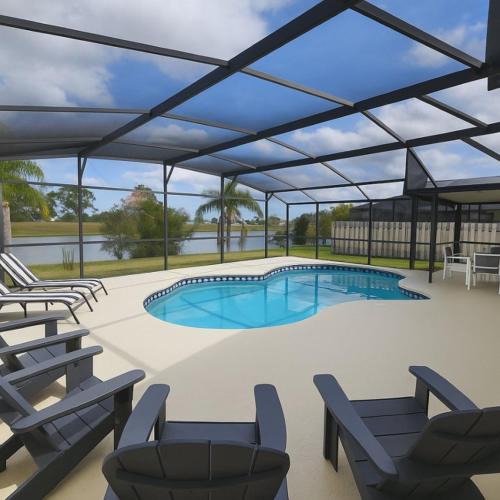 Indian Wells House | 3BD Lakeview House with Pool Dsney