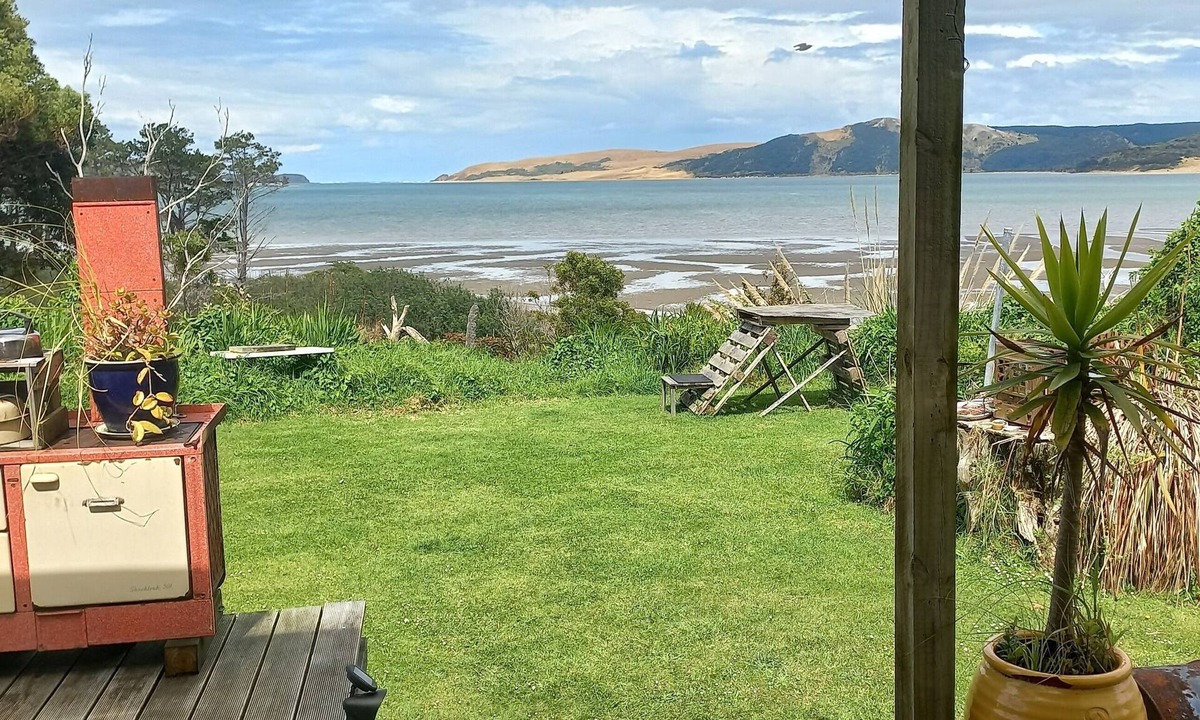 Opononi House | 3bed Rustic Dunes